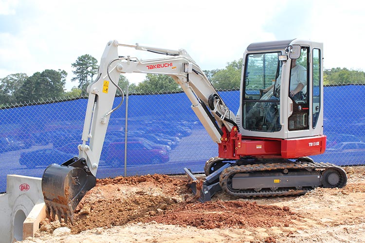 TAKEUCHI TB 138